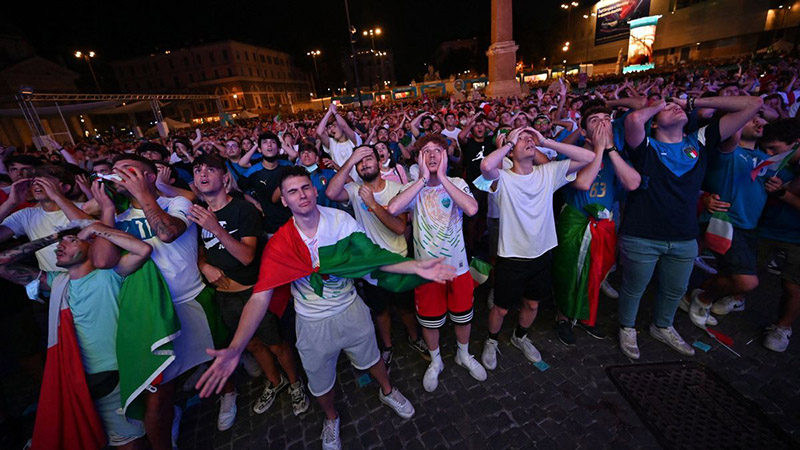 Tifosi là gì? Giải mã biệt danh người hâm mộ Ý