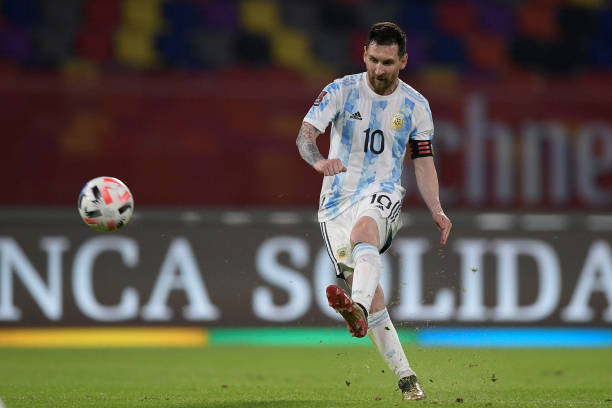 10 cầu thủ bóng đá có pha chạm bóng đầu tiên xuất sắc nhất (2023) - Top Soccer Blog