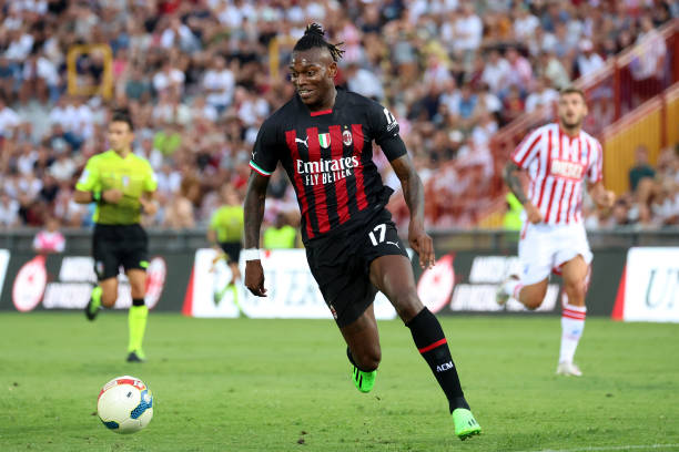 10 cầu thủ bóng đá có pha chạm bóng đầu tiên xuất sắc nhất (2023) - Top Soccer Blog