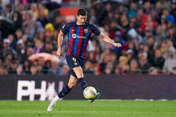 10 cầu thủ bóng đá có pha chạm bóng đầu tiên xuất sắc nhất (2023) - Top Soccer Blog
