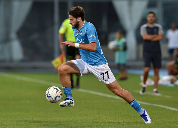 Top 10 Cầu Thủ Bóng Đá Kiểm Soát Bóng Tốt Nhất (2023) - Top Soccer Blog