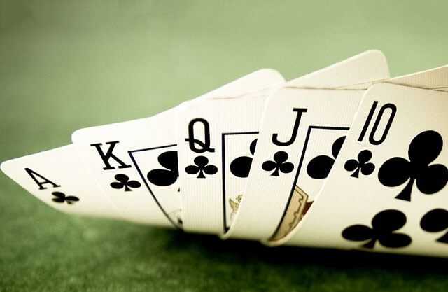 Hướng dẫn cách chơi poker, luật chơi poker mới nhất